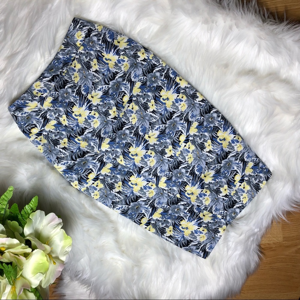 💛💙Sarah skirt💛💙